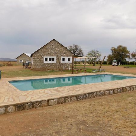 Meteorite Rest Camp Grootfontein Exterior foto