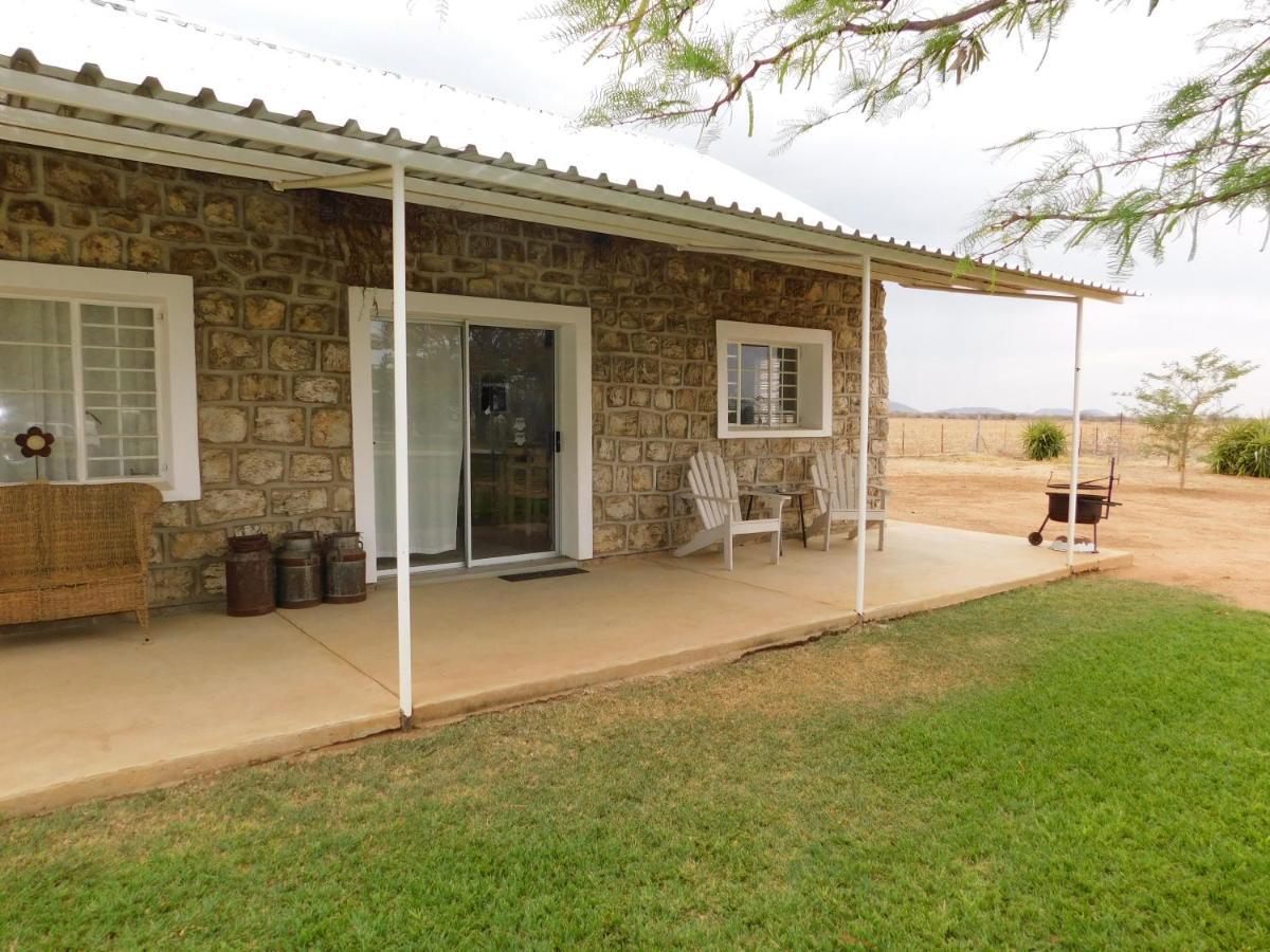 Meteorite Rest Camp Grootfontein Exterior foto