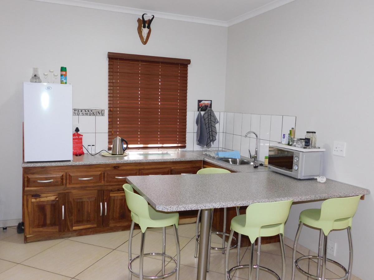 Meteorite Rest Camp Grootfontein Exterior foto