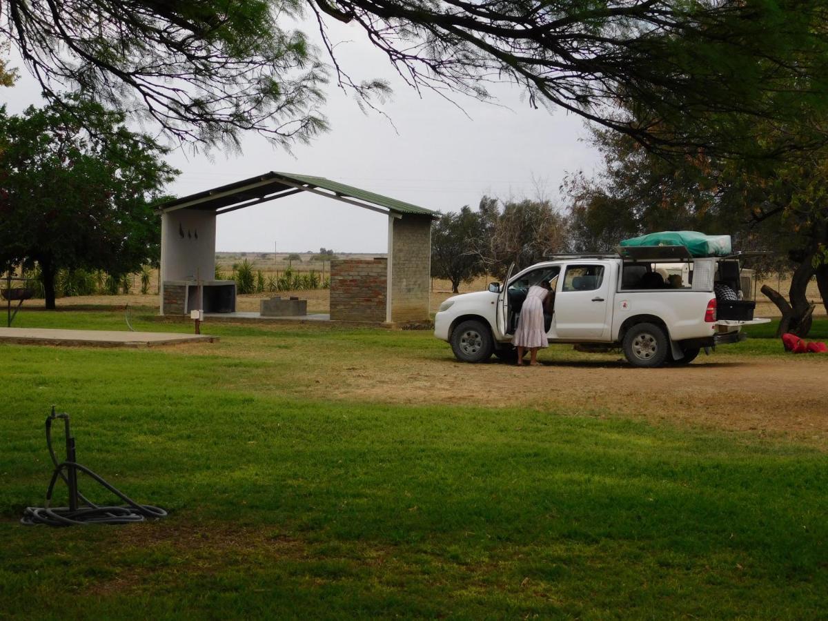 Meteorite Rest Camp Grootfontein Exterior foto