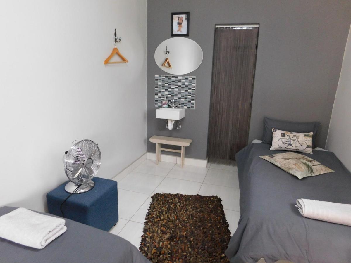 Meteorite Rest Camp Grootfontein Exterior foto